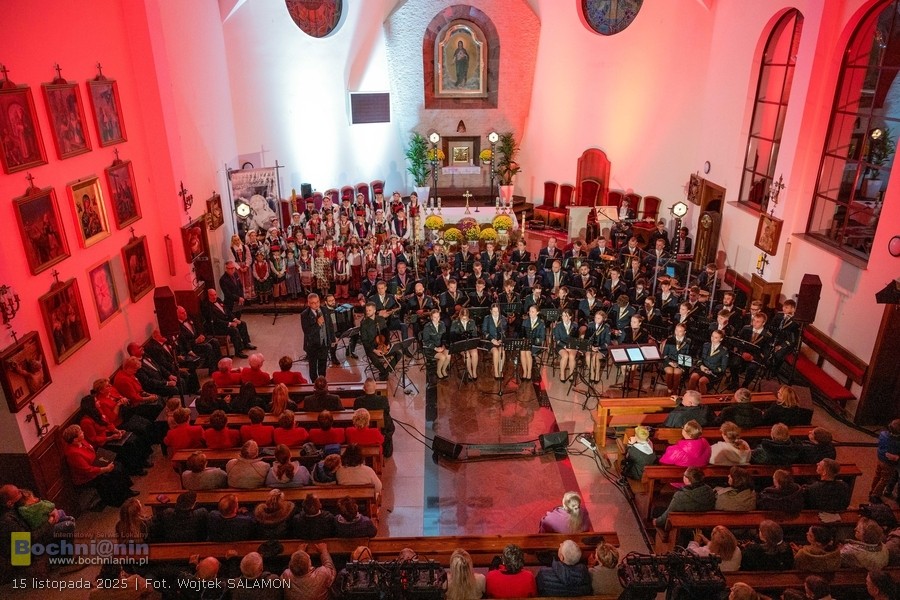 Gierczyce. Koncert „Pod Patrią” z okazji Święta Niepodległości – ZDJĘCIA