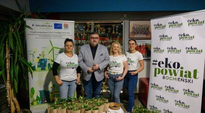 Powiat Bocheński promował czyste powietrze podczas meczu futsalu – ZDJĘCIA