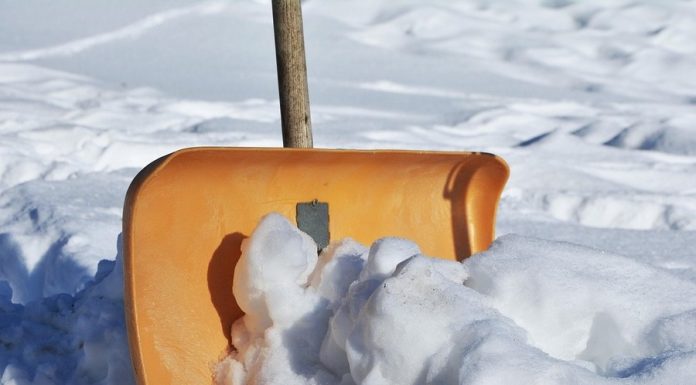 Bochnia: Apel nadzoru budowlanego ws. śniegu na dachach