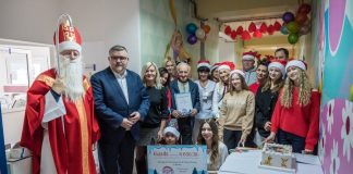 Mikołaj odwiedził oddział dziecięcy bocheńskiego szpitala – ZDJĘCIA