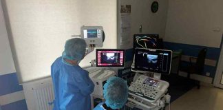 W Bochni wykonują ablację mikroraków brodawkowatych tarczycy przy użyciu echolasera