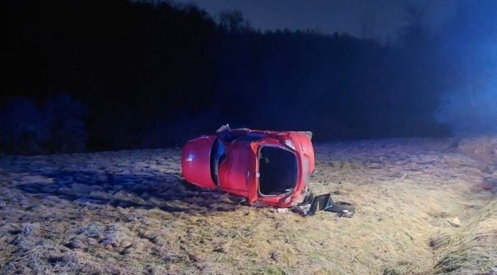 Wypadek. Dachowanie na ul. Strzeleckiej w Bochni