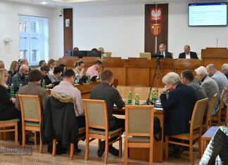 Ktoś z radnych nie płacił za odbiór śmieci? „To jest news dnia”