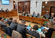 🔴 Bochnia dopłaci 1 mln zł do odbioru odpadów komunalnych. Jak głosowali radni? – RELACJA Z SESJI