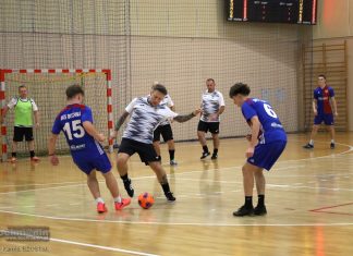 Starcie pokoleń w Bochni. Juniorzy pokonali oldbojów BKS 11:6