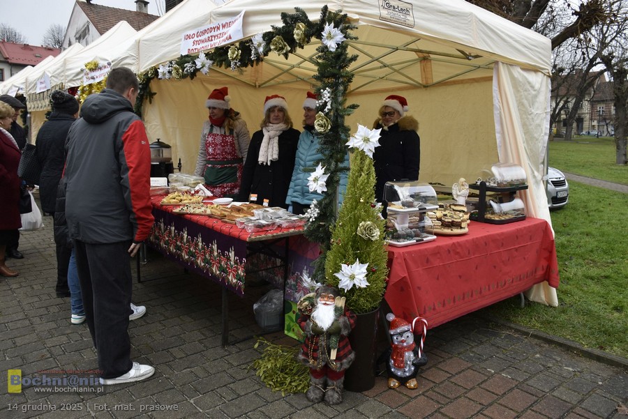 Nowy Wiśnicz. Świąteczna atmosfera na Jarmarku Bożonarodzeniowym – ZDJĘCIA
