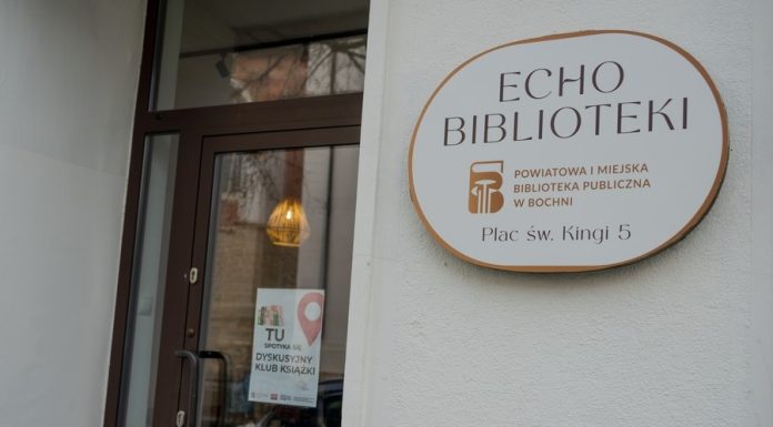 „Echo Biblioteki” otwarte. Nowa przestrzeń spotkań i inspiracji w Bochni – ZDJĘCIA