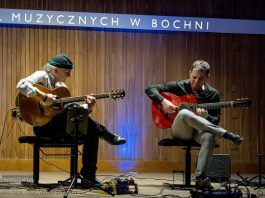 Gitarowa klasyka i jazz w Bochni. Koncert duetu Wesely & Domagała – ZDJĘCIA