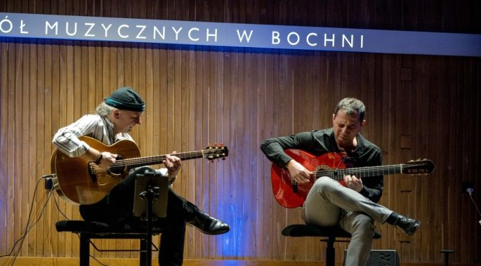 Gitarowa klasyka i jazz w Bochni. Koncert duetu Wesely & Domagała – ZDJĘCIA
