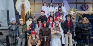 Świąteczny kiermasz na Rynku. Bochnia w bożonarodzeniowej atmosferze – ZDJĘCIA