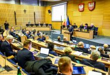 Małopolski sejmik uchwalił budżet: 2 miliardy na inwestycje