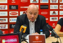 „Pozorny rozwój”. Znany trener ostro o szkoleniu młodych koszykarek i systemowych błędach ligi