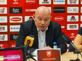 „Pozorny rozwój”. Znany trener ostro o szkoleniu młodych koszykarek i systemowych błędach ligi