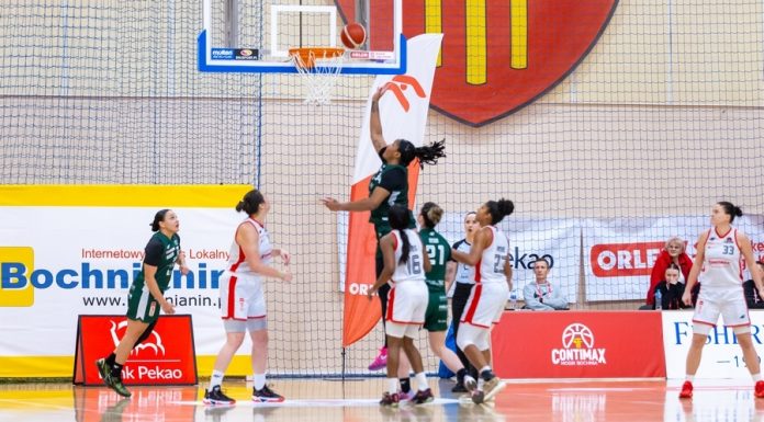 Contimax MOSiR nie zdołał zatrzymać lidera, ale długo walczył jak równy z równym! – ZDJĘCIA