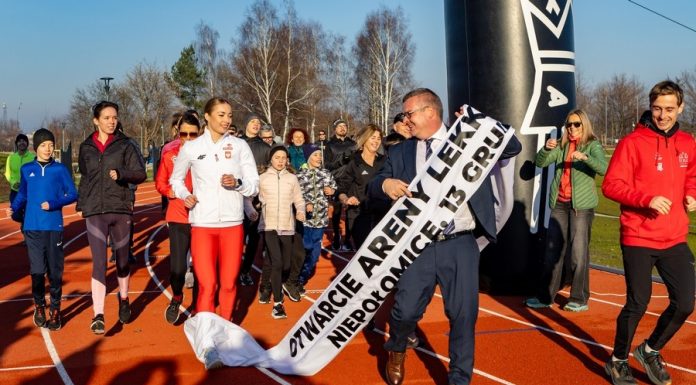 Arena Lekkoatletyczna na Niepołomickich Błoniach oficjalnie otwarta – ZDJĘCIA