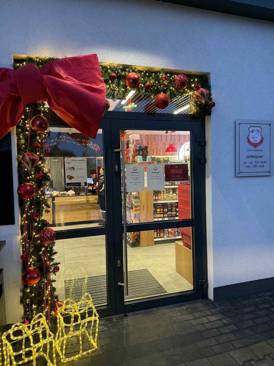 🔸 Świąteczne zakupy w sklepie mięsnym u Kołdrasa w Proszówkach – zapraszamy!