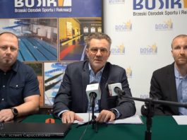 Konflikt na krytej pływalni w Brzesku. O co chodzi w sporze BOSiR – szkoła pływania?