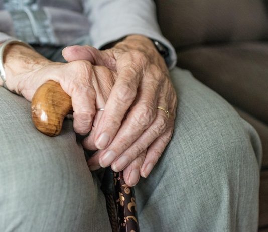 Bochnia. MOPS podsumował „Złotą Rączkę” i „Taksówkę dla Seniora” – zamówiono 44 usługi