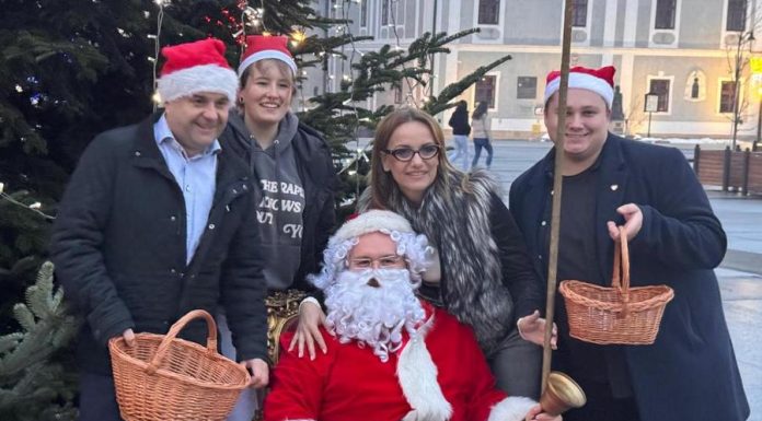 Mikołaj na bocheńskim Rynku rozdawał prezenty