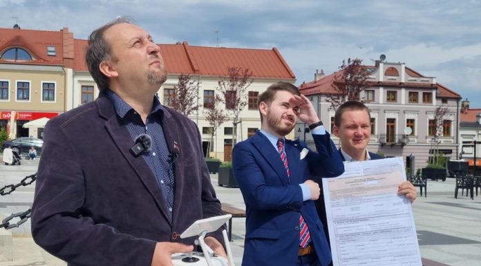 Bochnia. Domena internetowa inicjatorów referendum stała się narzędziem żartu