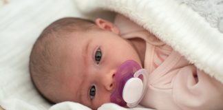 🔸 Smoczki Lovi a karmienie piersią – na co warto zwrócić uwagę?