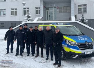 Nowy oznakowany radiowóz zasilił flotę brzeskiej policji