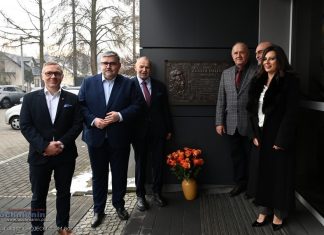 Hołd dla twórcy bocheńskich „Lodówek”. Adolf Mitera upamiętniony – ZDJĘCIA