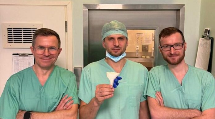 Szpital w Bochni: Dzięki modelowi 3D, ortopedzi uratowali kolano 26-letniej tancerki