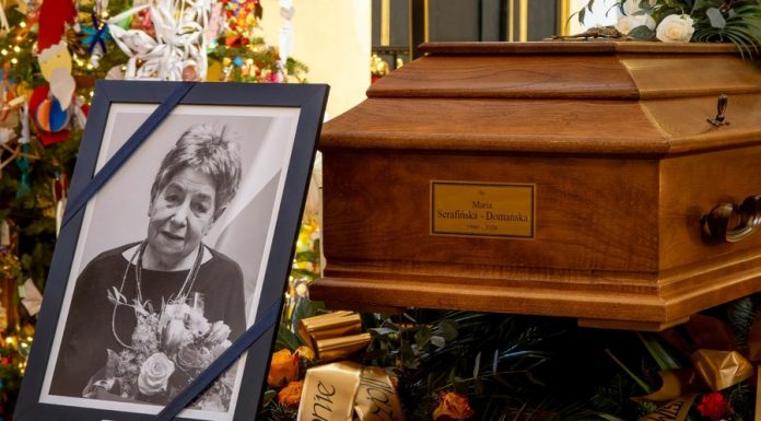 Pogrzeb Marii Serafińskiej-Domańskiej. Ostatnia droga strażniczki lokalnej historii – ZDJĘCIA