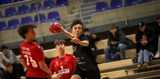 Piłka ręczna. MOSiR Bochnia rozbił Wybickiego. Pewne zwycięstwo w II lidze