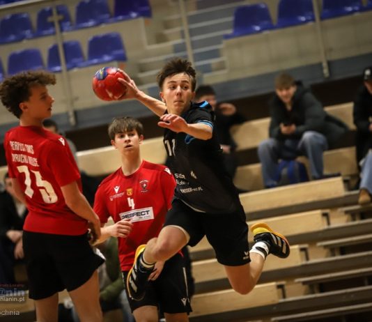 Piłka ręczna. MOSiR Bochnia rozbił Wybickiego. Pewne zwycięstwo w II lidze