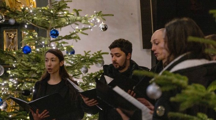 Kolędy i pastorałki w bocheńskiej bazylice. Koncert Iuvenes Cantores – ZDJĘCIA
