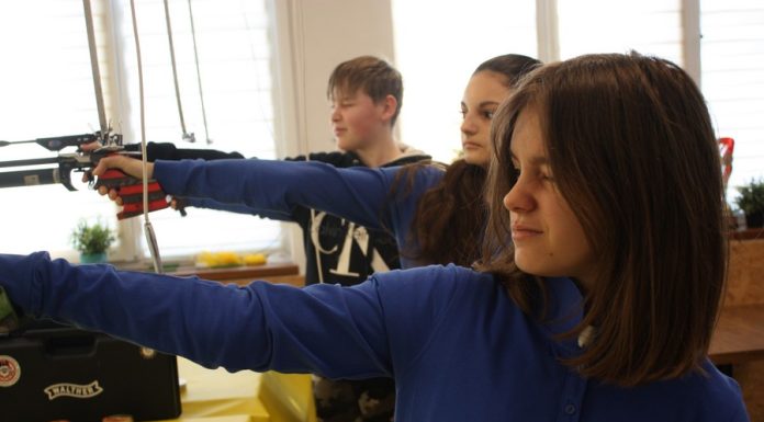 Zawodnicy „Młodego Strzelca” z Bochni z dobrymi wynikami w Tarnowie