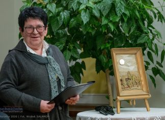 „Anioły dnia codziennego” w Bibliotece. Wernisaż wystawy Zofii Gołębiewskiej-Tabaszewskiej – ZDJĘCIA