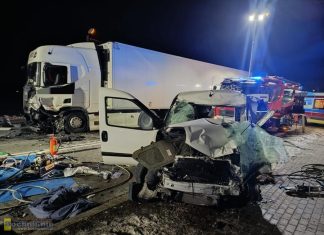 🔴 Poważny wypadek na DK 75 pod Brzeskiem. Zderzenie ciężarówki z busem, droga zablokowana