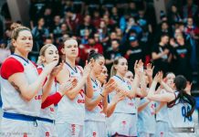 Wisła Kraków zlicytowała dla WOŚP dzień meczowy z drużyną koszykarek. Trwa aukcja piłki z autografami zawodniczek z Bochni