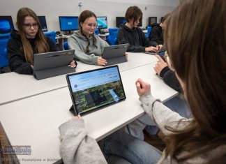 Powiat Bocheński kupił ponad tysiąc laptopów i tabletów dla szkół średnich