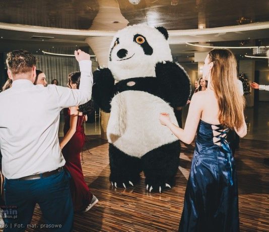 Studniówka CKZiU w Łapanowie – ZDJĘCIA