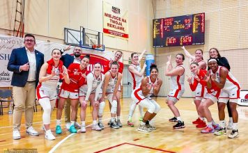 Charakter, trójki i zimna krew. Widowisko w Bochni – Contimax MOSiR lepszy od Zagłębia Sosnowiec! – ZDJĘCIA