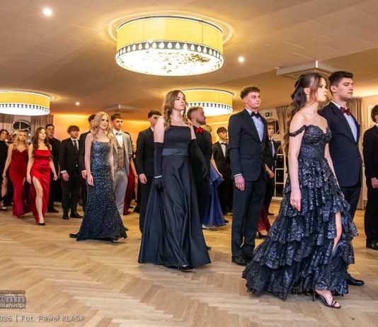 Studniówka ZS Nr 1 w Bochni – ZDJĘCIA