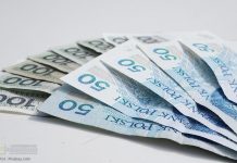 Bochnia. 13-latek zwrócił portfel ze znalezioną gotówką