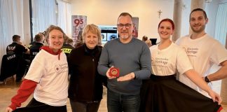 Delegacja z Australii odwiedziła Porębę Spytkowską. Powrót do głośnej akcji pomocy po pożarach