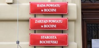 „Gazeta Krakowska”: 1,3 mln zł na nagrody w bocheńskim starostwie