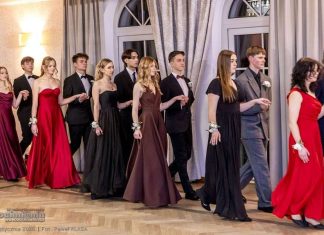 Studniówka I LO – ZDJĘCIA #1 – POLONEZ