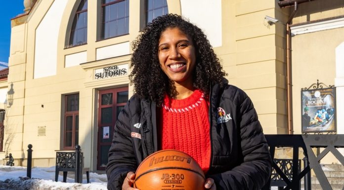 Sierra Moore o Bochni, koszykówce i życiu w drodze. „Podpora drużyny” wkrótce znów ruszy w świat
