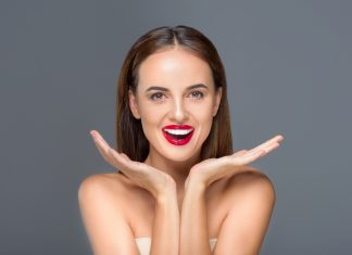 🔸 Implant zębowy: Rozwiązanie na lata. Wszystko, co musisz wiedzieć o wstawianiu sztucznego korzenia