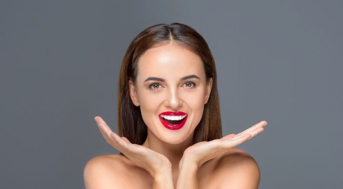 🔸 Implant zębowy: Rozwiązanie na lata. Wszystko, co musisz wiedzieć o wstawianiu sztucznego korzenia