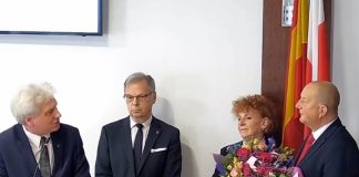 Bochnia. Podziękowania dla Doroty Palej-Maliszczak podczas sesji Rady Miasta