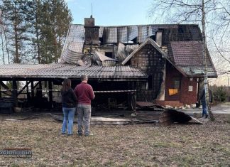 Uruchomiono zbiórkę dla rodziny poszkodowanej w pożarze domu w Mokrzyskach. Straty są ogromne – ZDJĘCIA