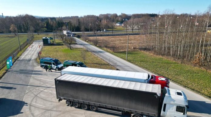 Nowoczesny punkt kontroli pojazdów w powiecie brzeskim znów działa